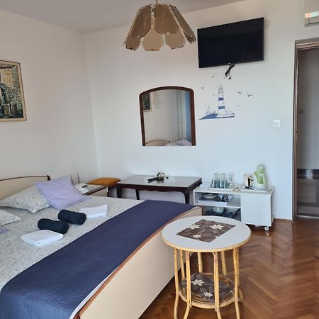 Rooms Raos 布雷拉 外观 照片